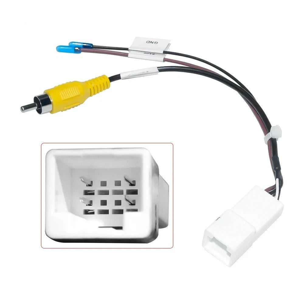 Toyota 8 Pin Factory Rear Camera Retention Adapter 12V