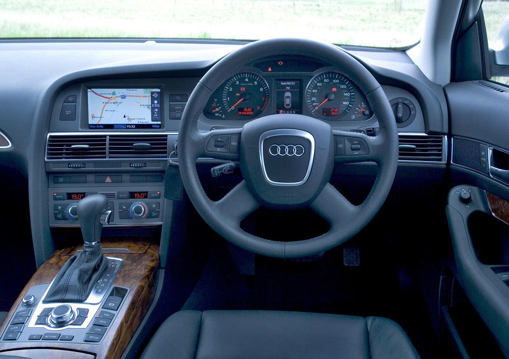 Audi RS4 (2009-2016) 10.25" Android Screen Upgrade and Wireless Apple CarPlay RHD - AUTOSTYLE UK